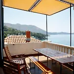 Old Stone House 2 * Mlini