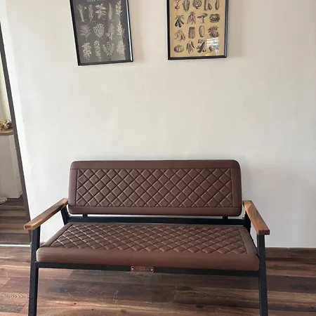 Old Stone House 2 Apartment