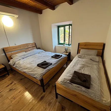 Apartman Old Stone House 2 *