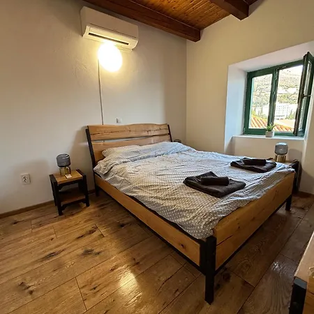 Apartment Old Stone House 2 Mlini