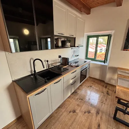 Apartment Old Stone House 2 *