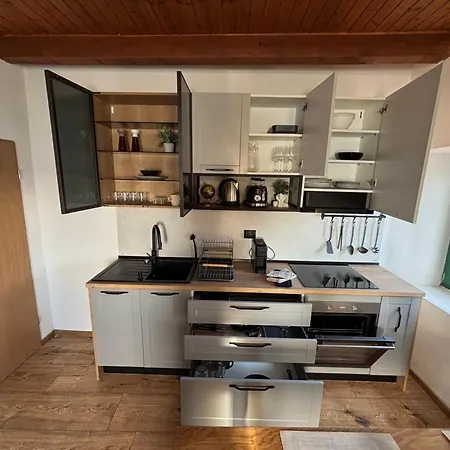 Old Stone House 2 * Mlini