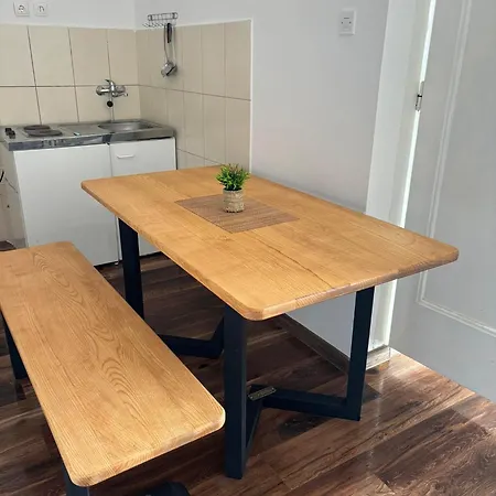 Lejlighed Old Stone House 2 *