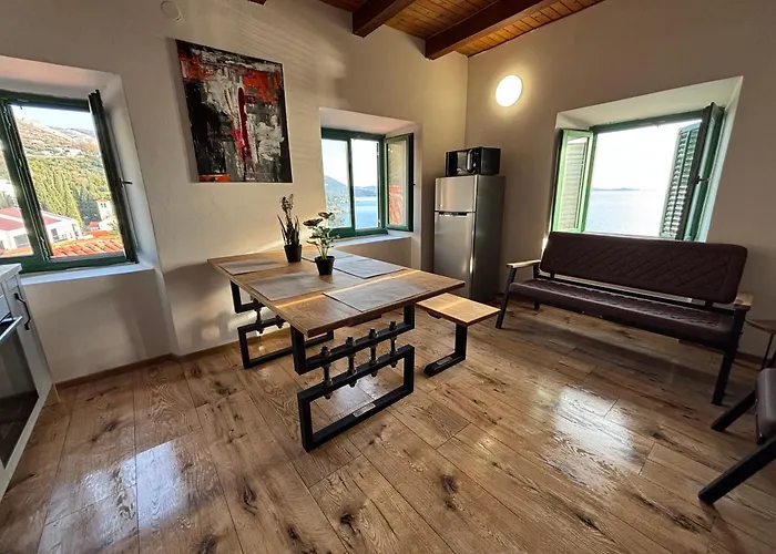 Old Stone House 2 Mlini