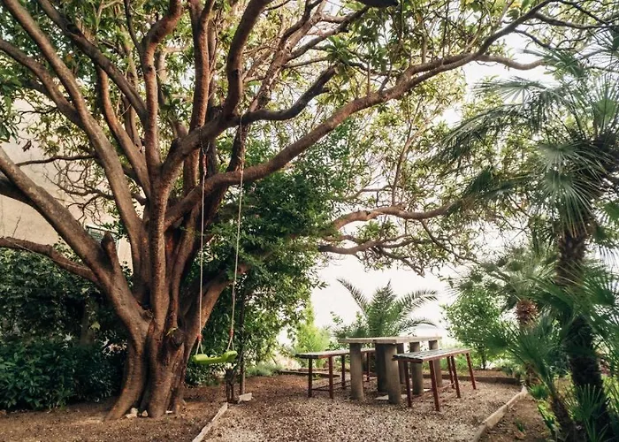 Old Stone House 2 Apartamento Mlini