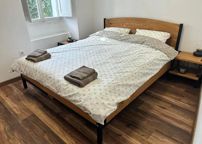 Old Stone House 2 Apartamento Mlini